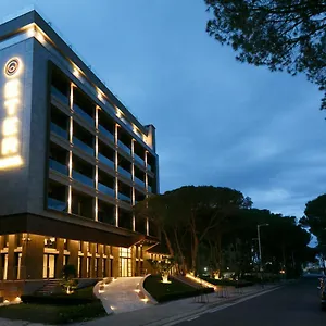 **** Hotel Eter Albania